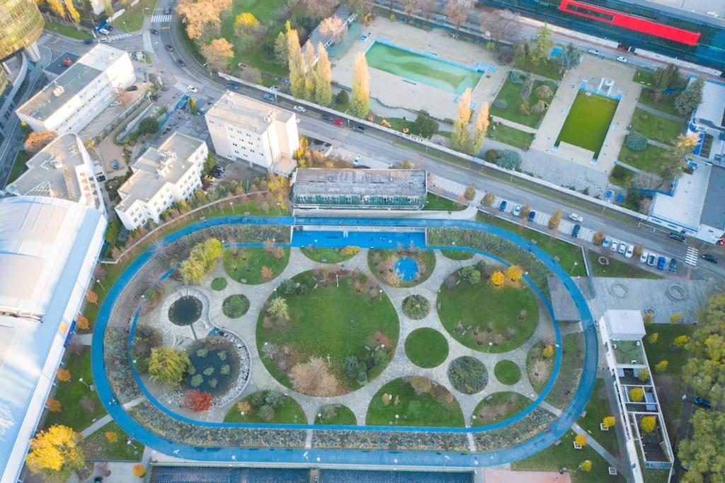 Apartment In Bratislava With Free Parking 外观 照片